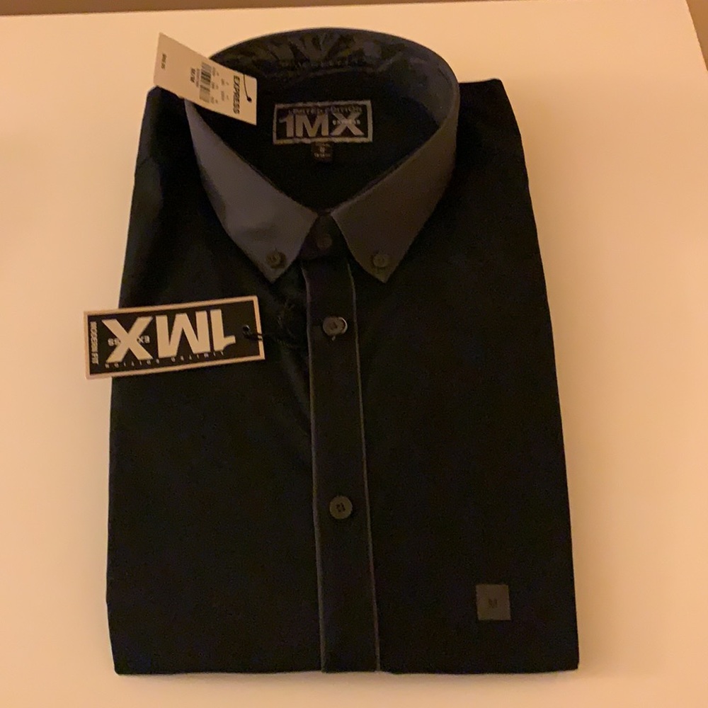 NEW Express dress shirt size medium